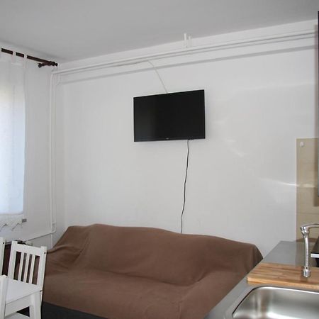 Apartments Buket Jagodje Bagian luar foto