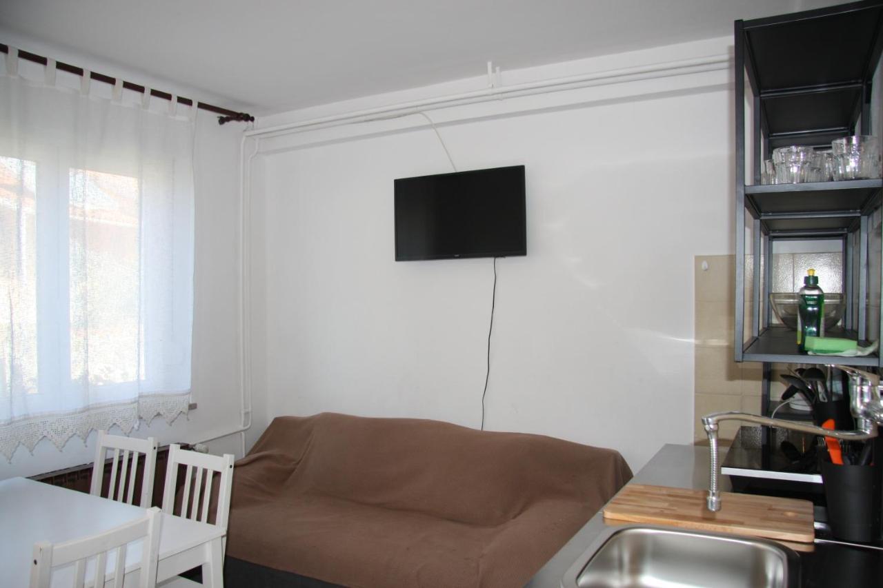 Apartments Buket Jagodje Bagian luar foto